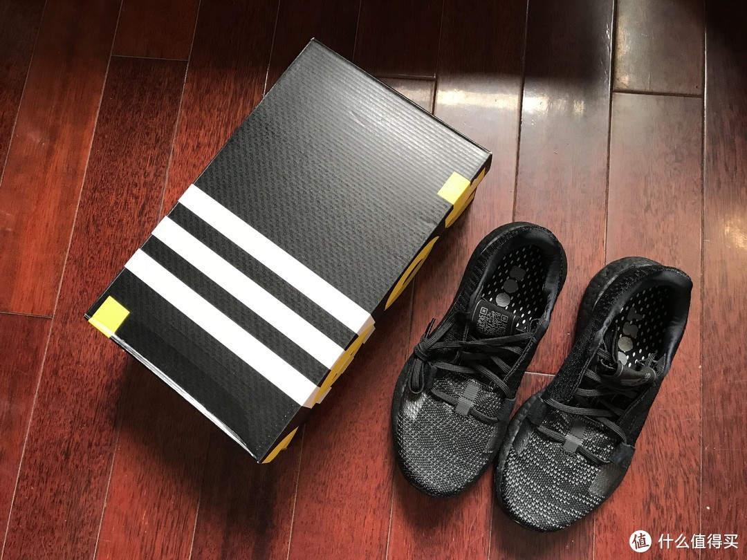 酷黑黑武士——adidas SenseBOOST GO U跑步鞋