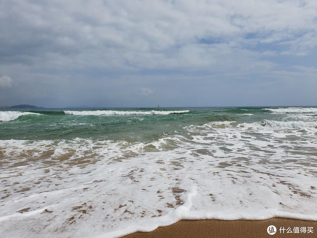 海边安静，风浪大