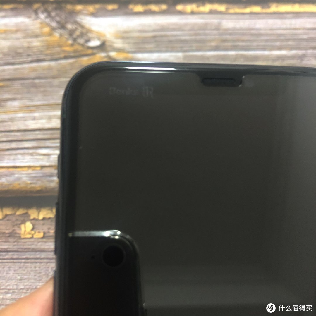 过年了给iPhone 11 Pro换新衣服啦！ — Benks蓝宝石膜、玻璃壳晒单