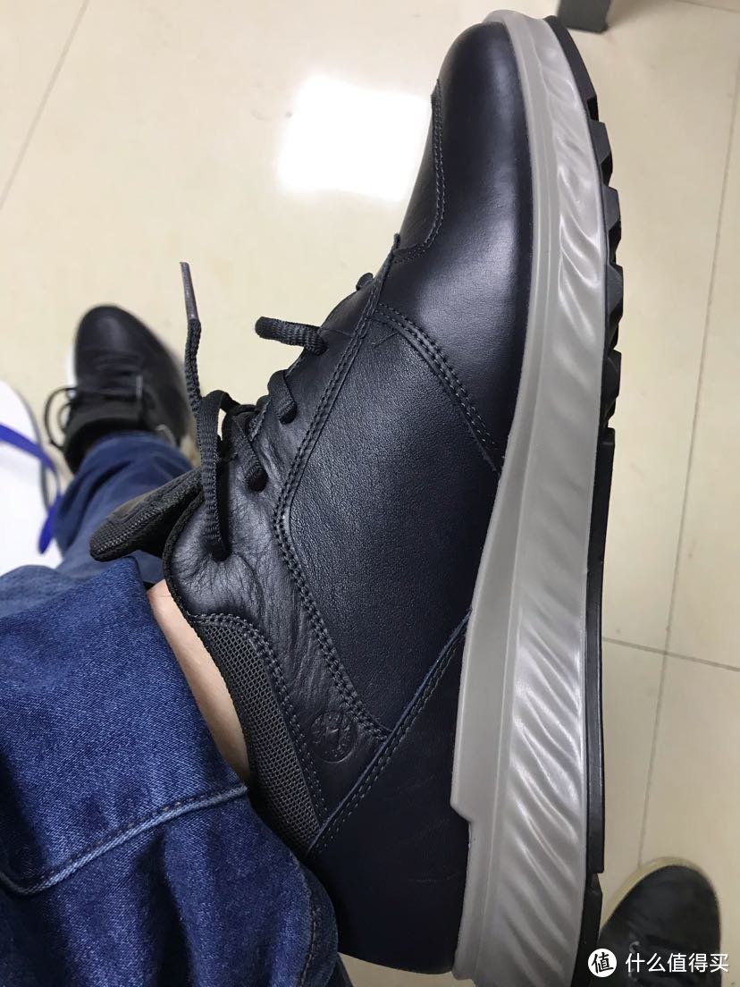 鞋子 篇六：Ecco exostride M GTX男鞋开箱