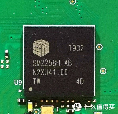 NVMe当道，SATA SSD尚能饭否——四款480-512G热销SATA固态硬盘对比详测