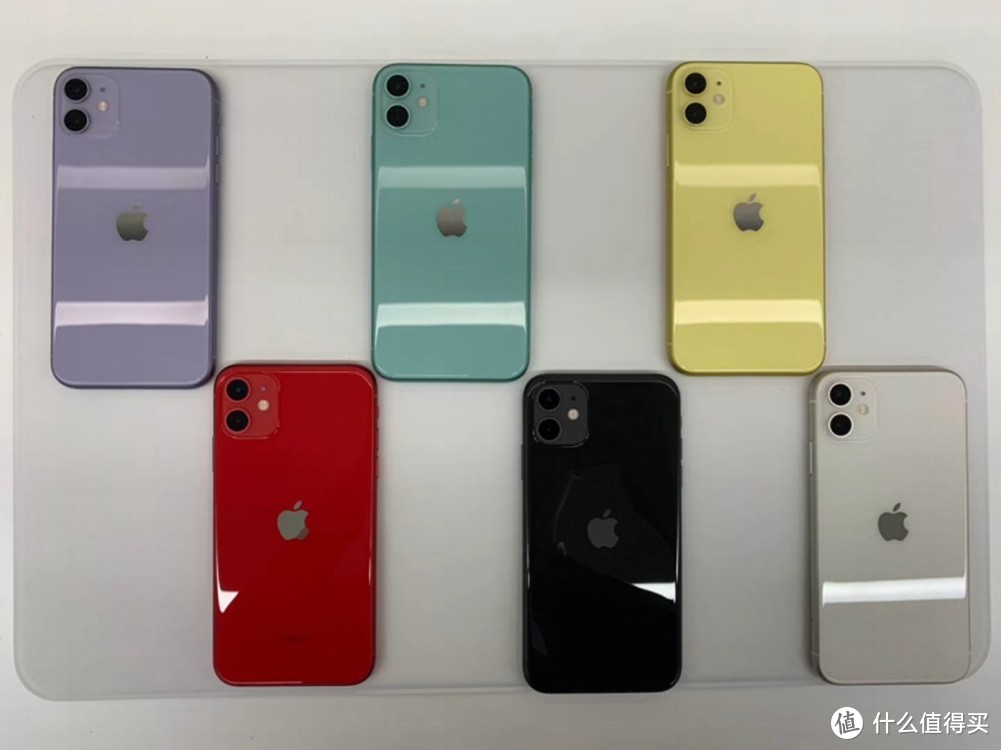 华为苹果两大旗舰机型，价格相差不多，Mate30与iPhone11你倾向谁？