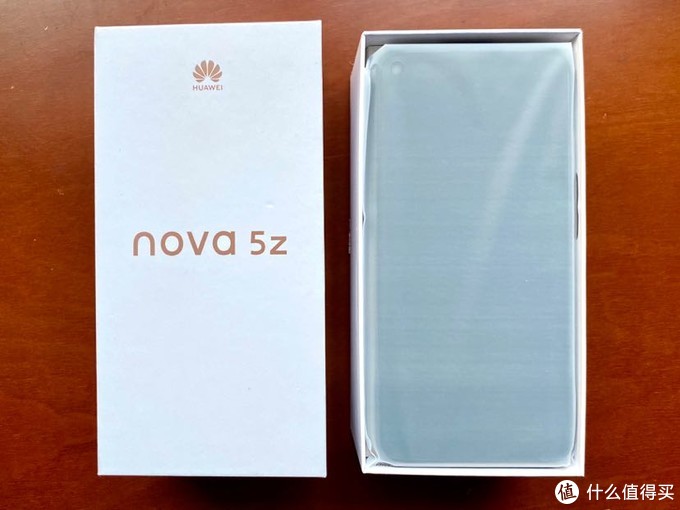 我的2020年春节老人机选择——华为Nova 5z 开箱简评