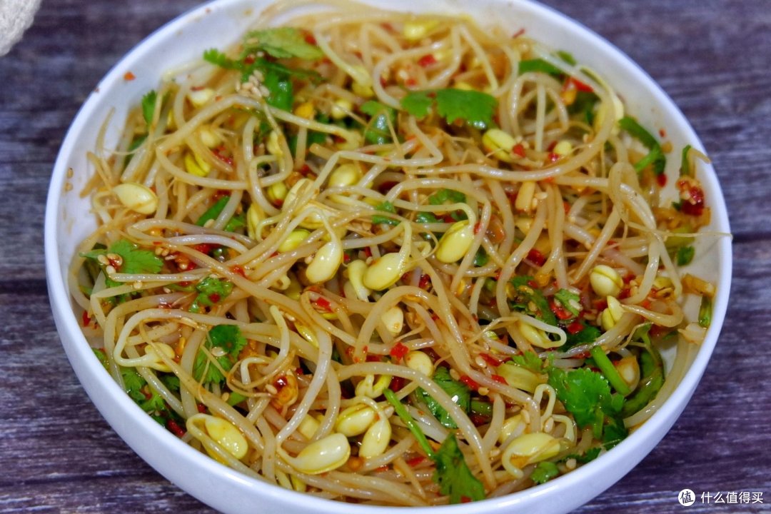 5分钟搞定香辣拌豆芽巨开胃的下饭菜