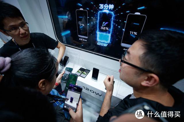 OPPO、vivo、小米、努比亚都在做100W级别闪充，谁将会首发？