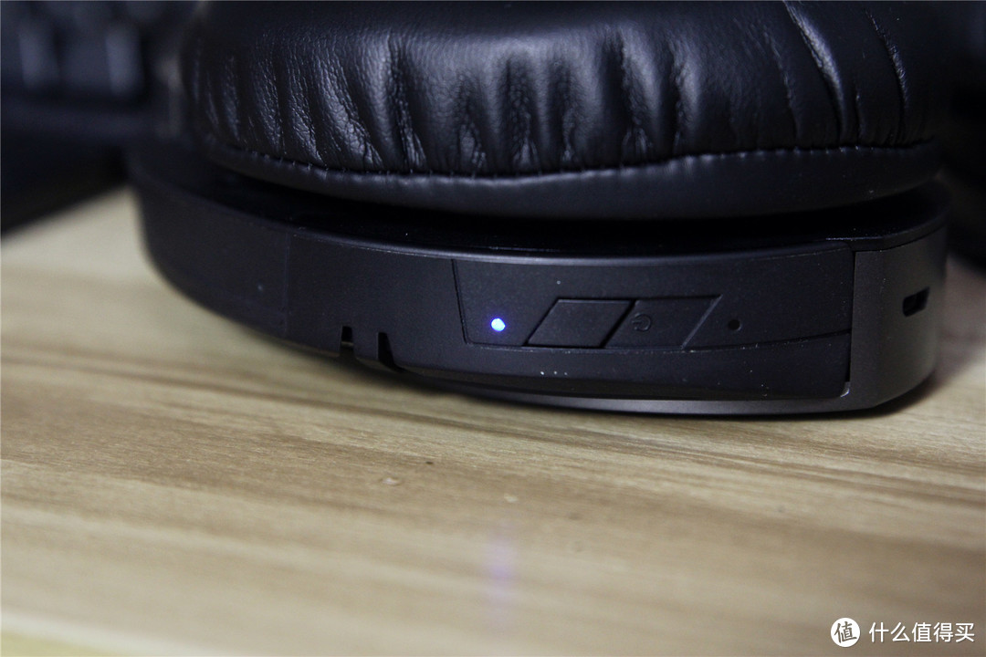 PC/PS4双平台战将：ROG STRIX FUSION WIRELESS无线游戏耳机评测