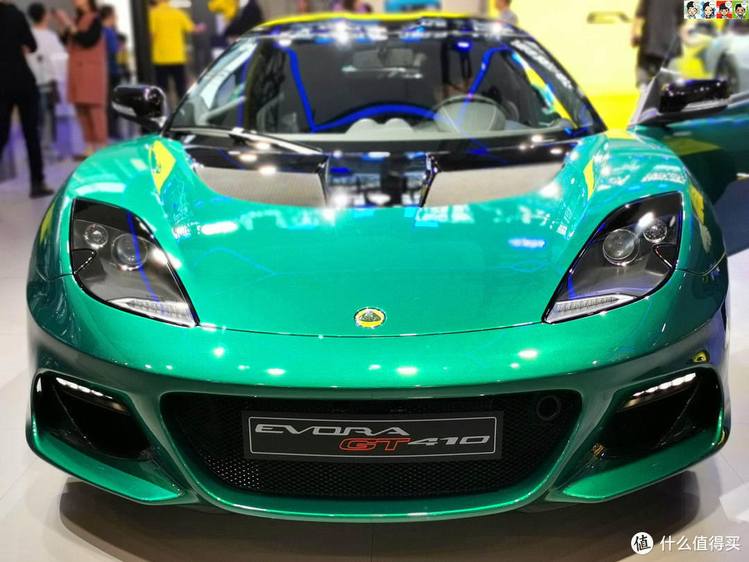 Evora GT410 Sport搭载3.5T V6机械增压发动机，最大功率306kW，峰值扭矩420牛·米，0-100km/时加速仅需4.1秒，售价97.20万元起。