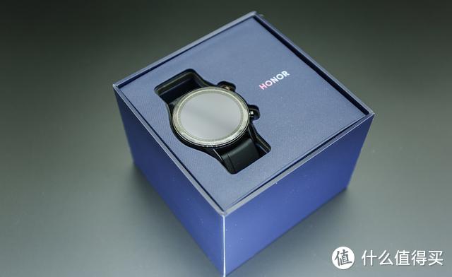 颜值不懒 续航给力 荣耀MagicWatch 2上手体验