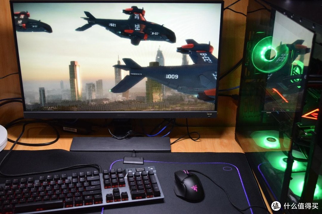 不谈性价比，轻量级电竞鼠标雷蛇Razer 巴塞利斯蛇 V2 拆解点评 