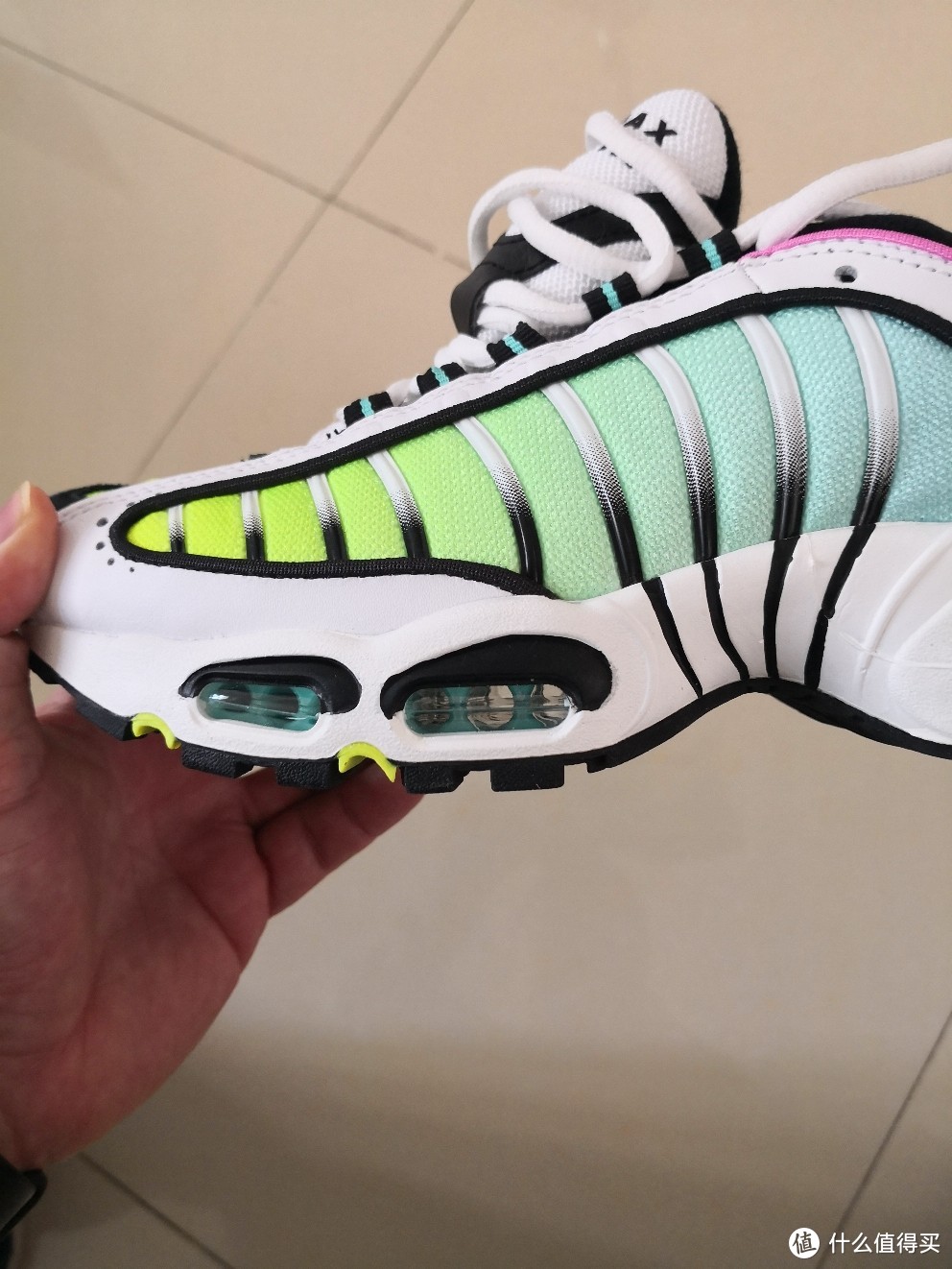 nike官网情人节特惠入手AIR MAX TAILWIND 简单开箱