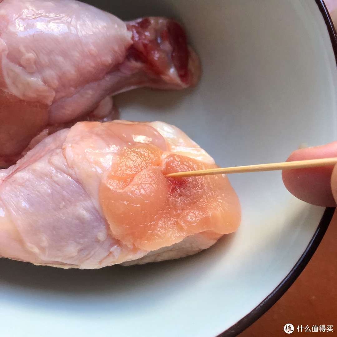 在吗？吃鸡腿吗？简单俩大步做出电饭锅焗鸡腿！