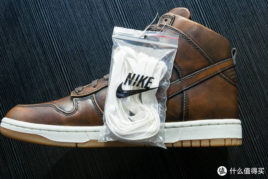 一双很少见很咔叽的Nike——Dunk Lux High Burnishd SP