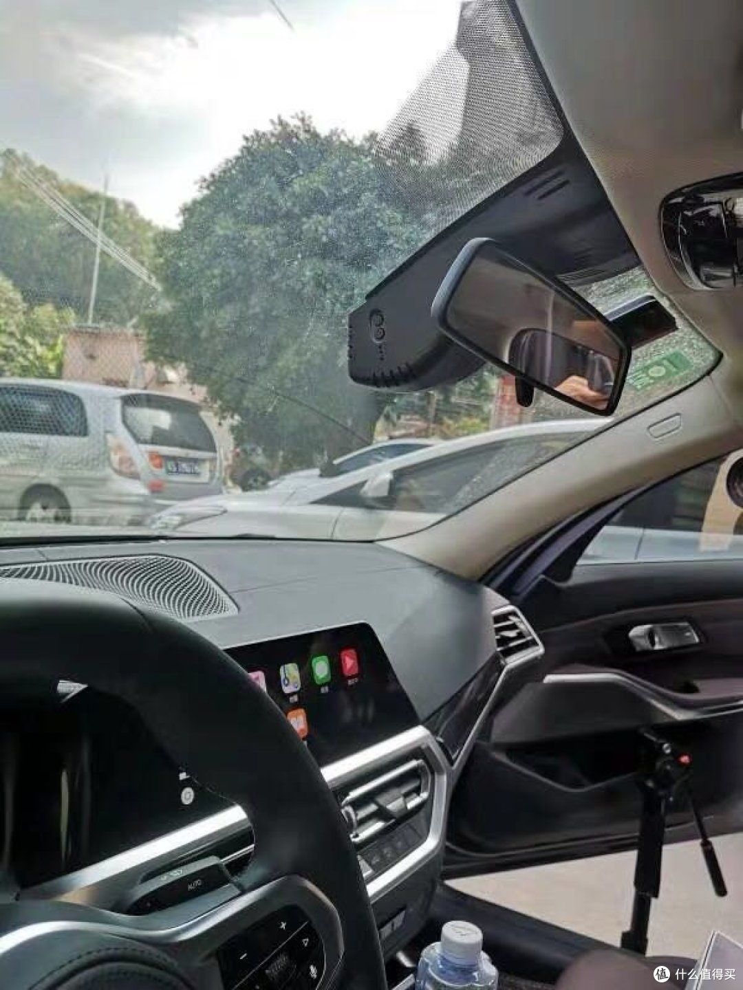 款宝马3系安装凯路德c1行车记录仪 免走线安装轻松搞定 行车记录仪 什么值得买