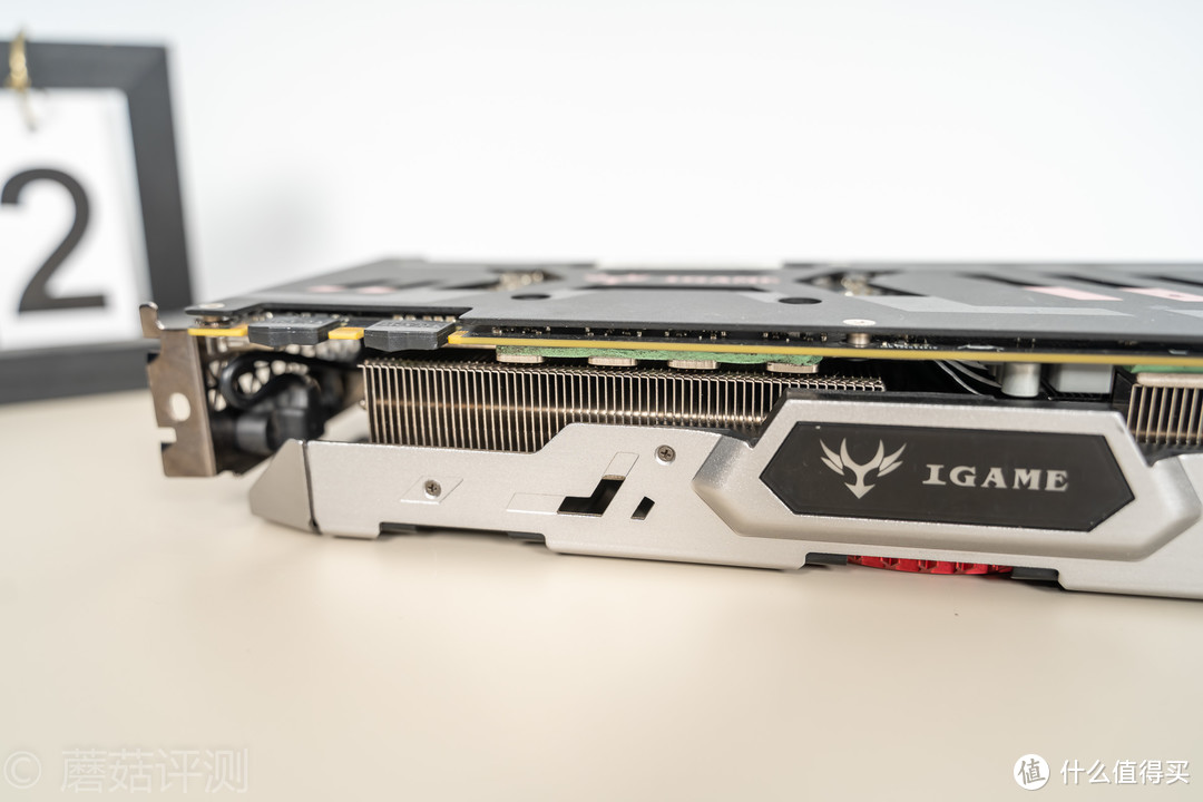 都怪这张1080Ti，阻止我换20系显卡、七彩虹GTX 1080Ti Vulcan AD显卡评测