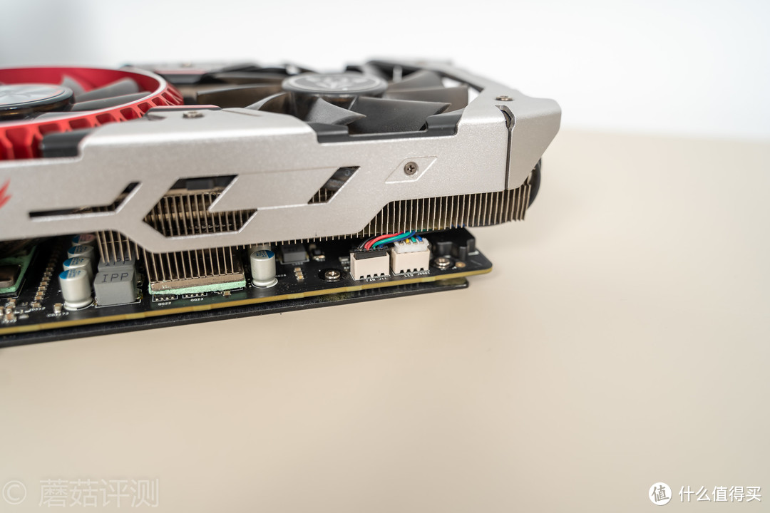 都怪这张1080Ti，阻止我换20系显卡、七彩虹GTX 1080Ti Vulcan AD显卡评测