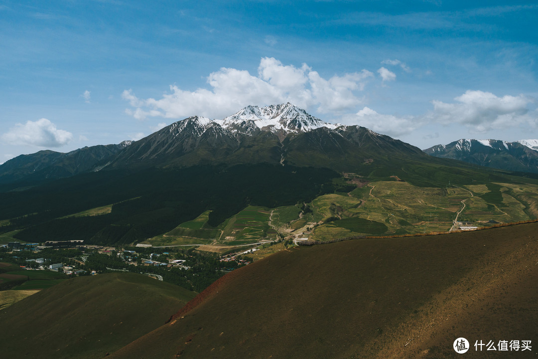 漂亮的牛心山