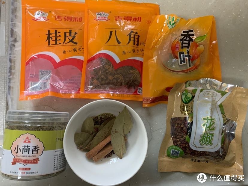 宅在家里吃什么，胡乱做个卤牛肉，自己还挺满意的！