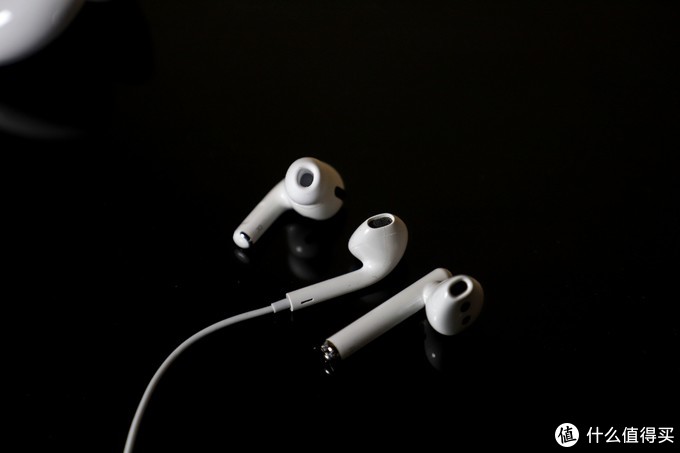 华为freebuds 3苹果AirPods pro巅峰对决，真无线降噪耳机该怎么选