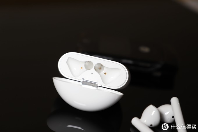 华为freebuds 3苹果AirPods pro巅峰对决，真无线降噪耳机该怎么选