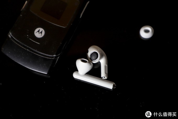 华为freebuds 3苹果AirPods pro巅峰对决，真无线降噪耳机该怎么选