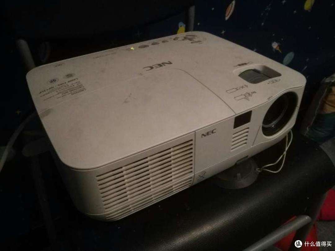 值无不言192期：看懂参数、认清猫腻：投影仪选购指南及26款热销机型推荐