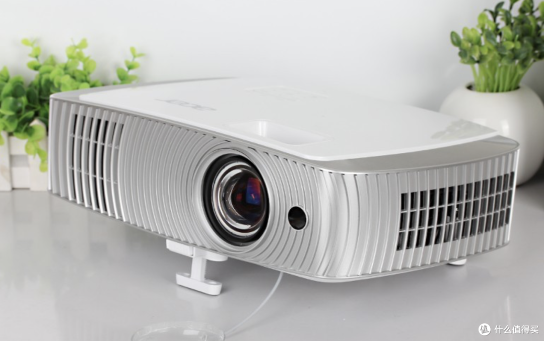 值无不言192期：看懂参数、认清猫腻：投影仪选购指南及26款热销机型推荐