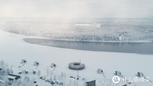 远离喧嚣，在漂浮酒店里看极光，北极圈的瑞典 Arctic Bath 开业