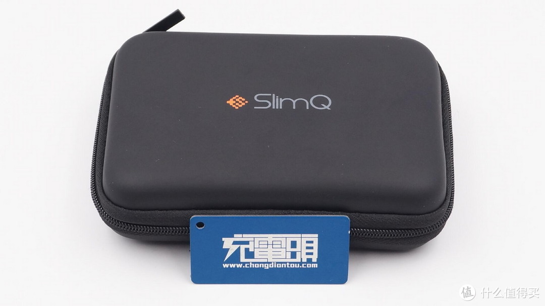 拆解报告：SlimQ 65W氮化镓USB PD快充充电器SLIMQ-GaN65AC