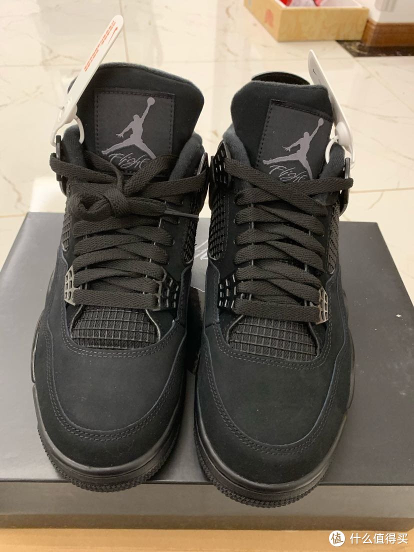 新婚新年入手的好物之一｜AJ4 black cat开箱！