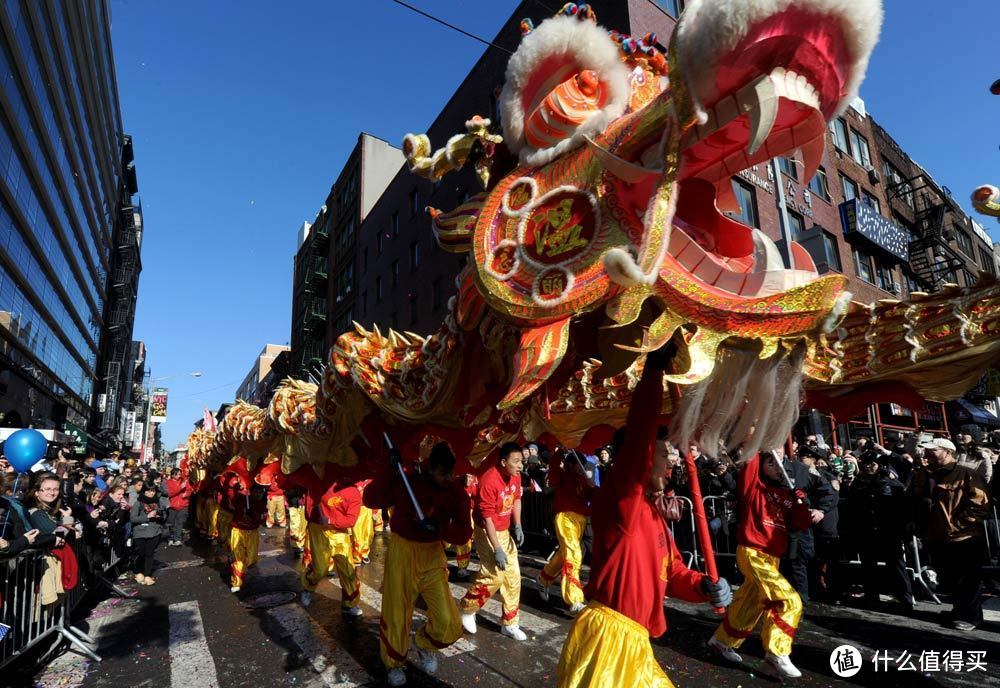 纽约平常去哪些景点玩，跨年又该去哪里，帝国大厦和自由女神像你会怎么选