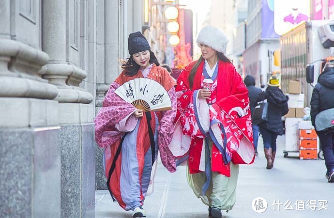 纽约平常去哪些景点玩，跨年又该去哪里，帝国大厦和自由女神像你会怎么选