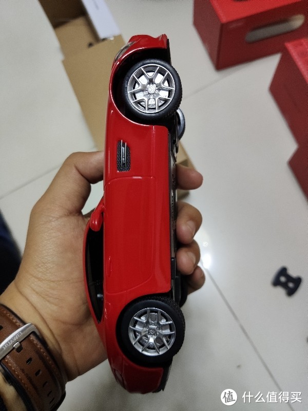 一口气整了四辆小奔驰:星辉 奔驰AMG GT 1:24遥控车跑车玩具车