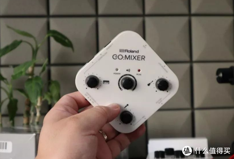 罗兰roland Go Mixer 手机专用调音台 声卡试用感受 调音台 什么值得买