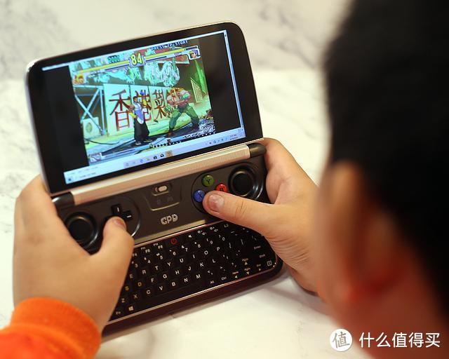 面对悠长假期，GPD WIN2掌机让我畅玩模拟器游戏