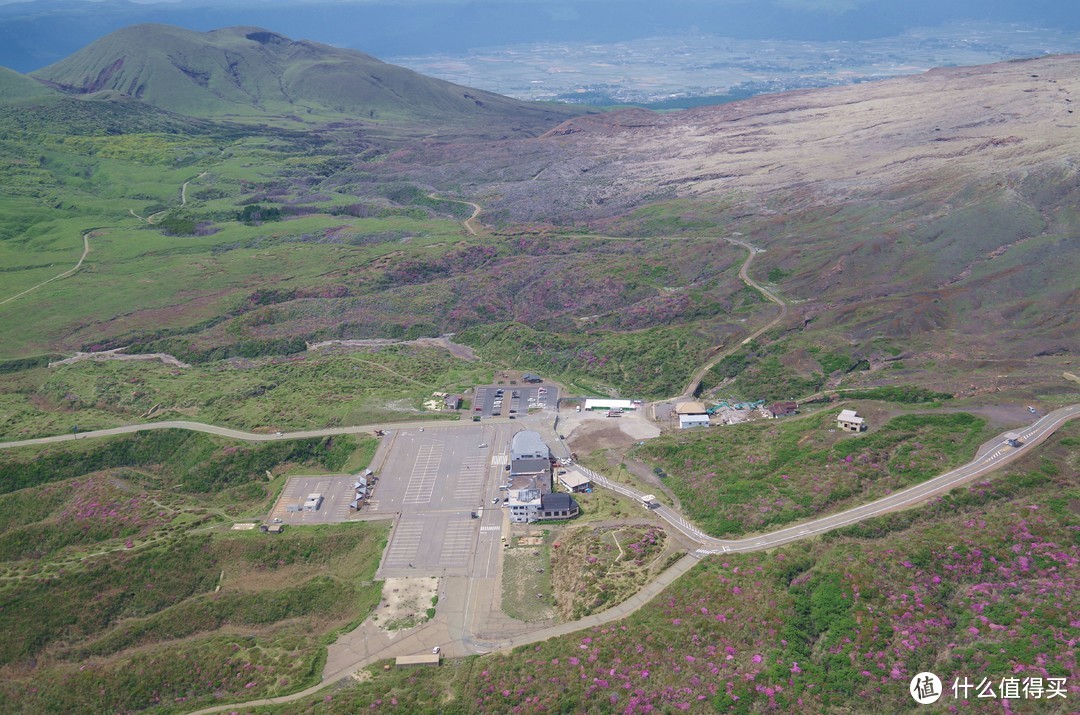 阿苏，火山、直升机和土味动物园