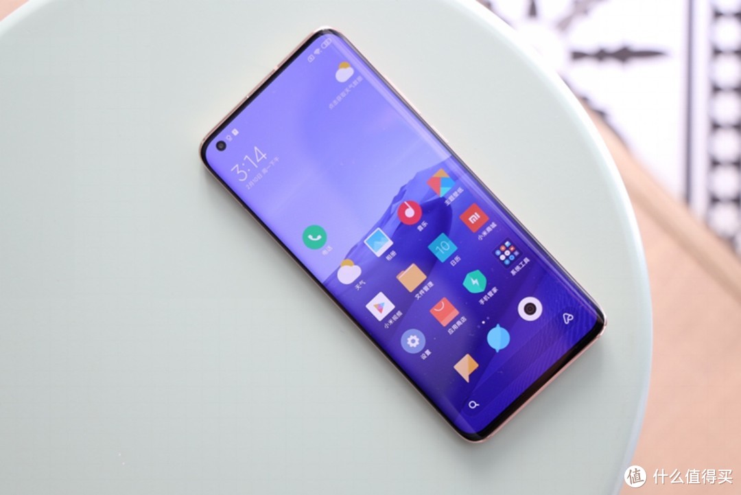 小米旗舰新机，小米10与小米10Pro，二者有多大区别？