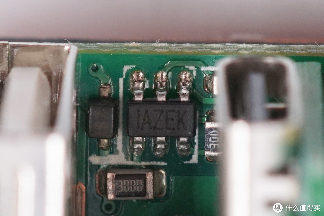 拆解报告：ifory安福瑞63W USB PD双口快充充电器191101L