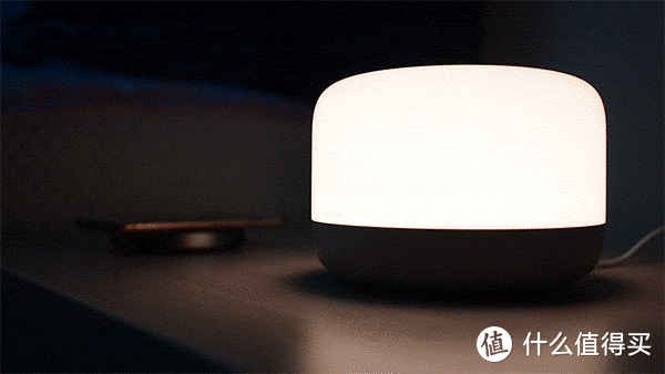 可盐可甜的床边灯——YeeLight LED床头灯