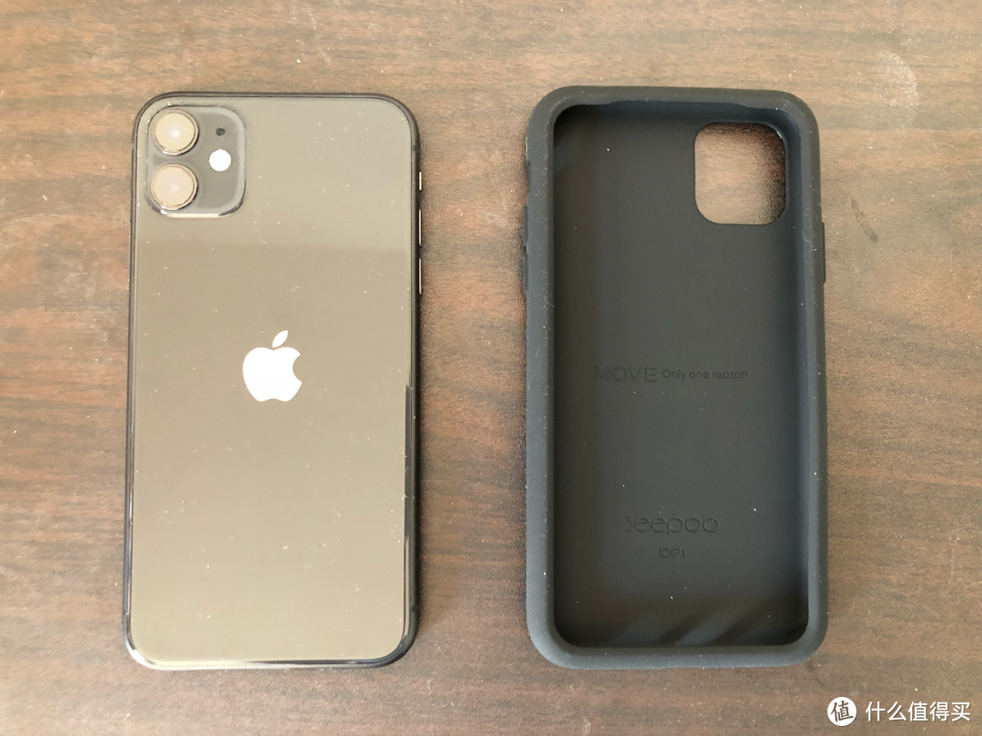 掩盖iphone 11跑马边？选个全包硅胶手机壳