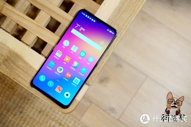 后置指纹解锁5G双模旗舰vivo Z6发布；黑鲨3 Pro搭载机械按键