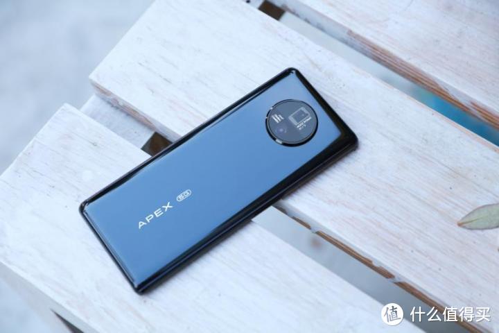 硬核美人vivo APEX 2020发布：我仿佛看见了蓄力已久的NEX 4