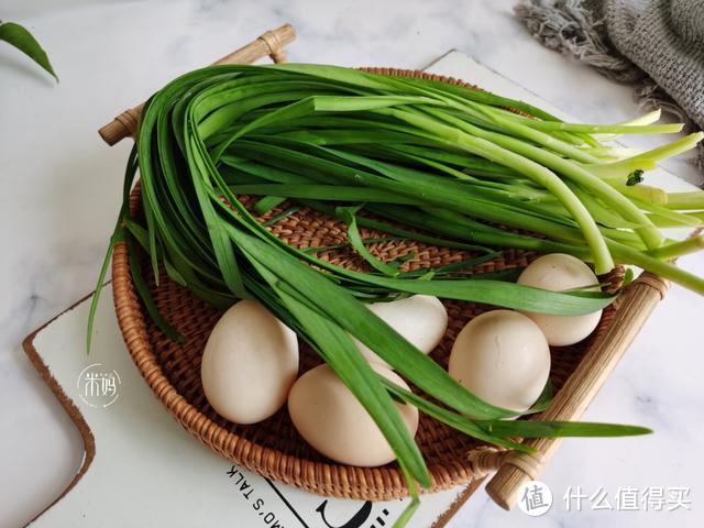 韭菜馅饺子，调馅加这2种料是大忌，原来一直做错，难怪不鲜不香