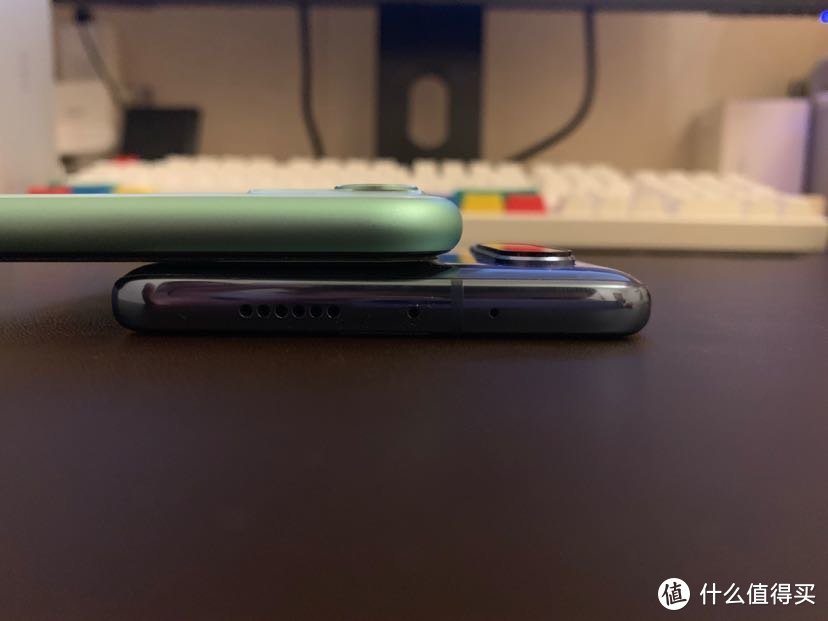 小米10上手初体验及与iPhone11的对比