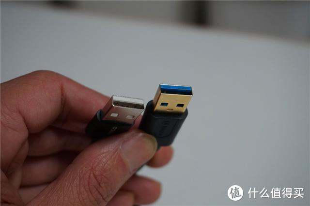 前置USB没反应，后置USB插拔不便，一根USB延长线即可解决