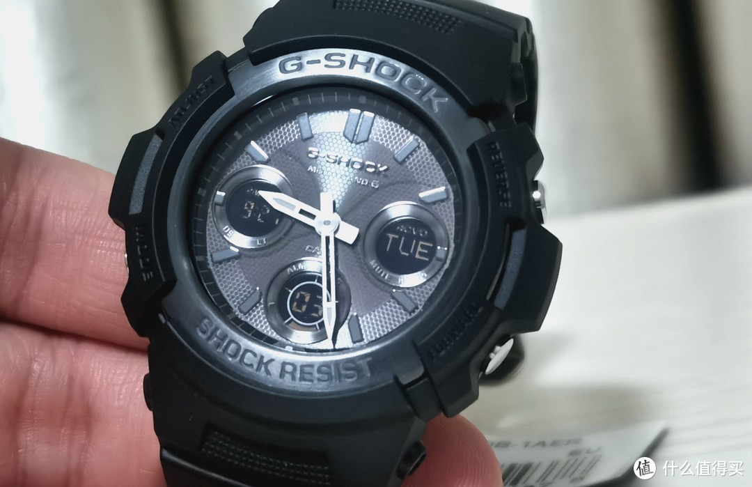 抑郁下的非理性消费：Casio G-Shock AWG-M100 太阳能电波表 开箱