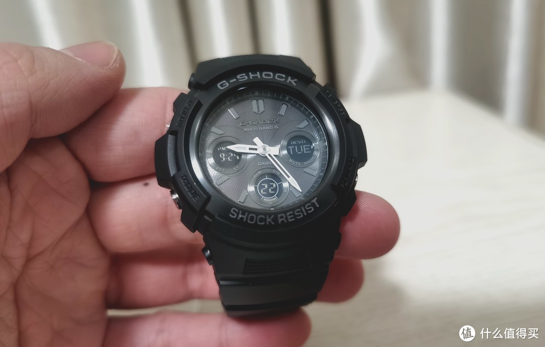 抑郁下的非理性消费：Casio G-Shock AWG-M100 太阳能电波表 开箱