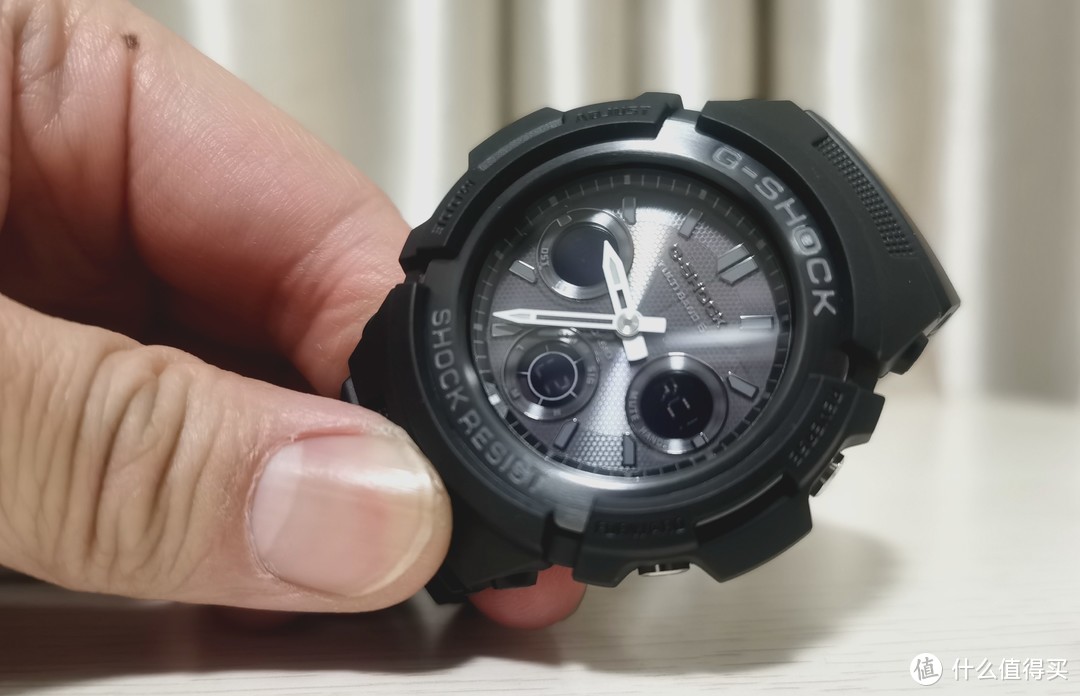 抑郁下的非理性消费：Casio G-Shock AWG-M100 太阳能电波表 开箱