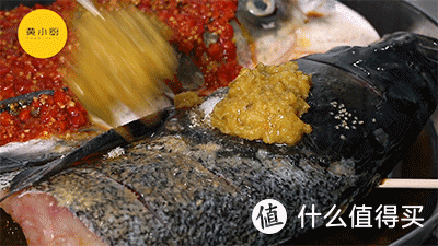 湿气重，要吃辣！剁椒鱼头一锅端出鲜辣！