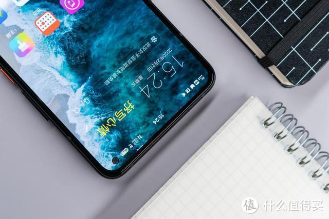iQOO 3真机图赏：高颜值性能旗舰，并不是长得好看这么简单