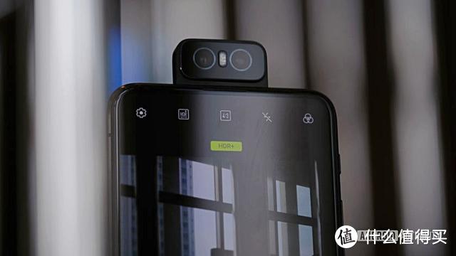 关于华硕最新 ZenFone 7 你期待什么？外媒列出了五大愿望清单
